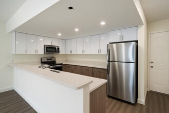 Building Photo - 18335 Ave