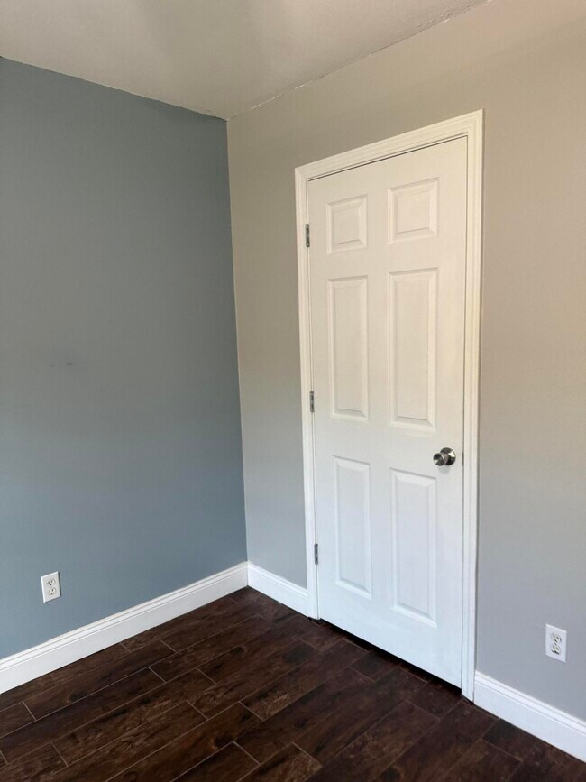 Building Photo - 2813 Atoka Trail