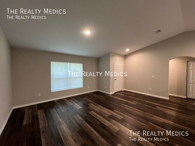 Building Photo - 7593 SW 82nd St