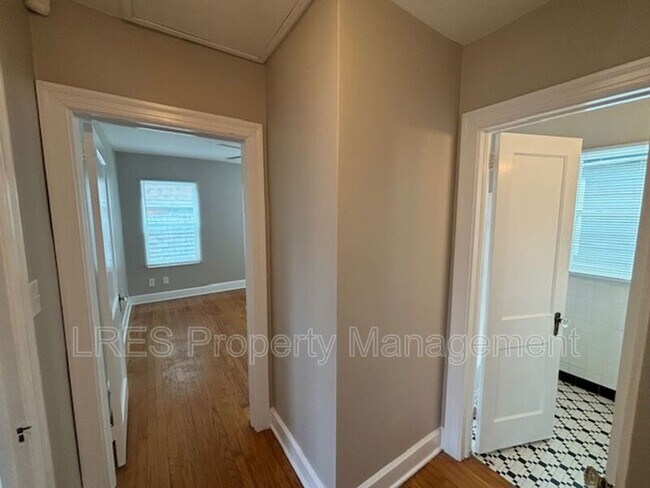 Building Photo - 1523 E Concord St