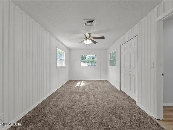 Building Photo - 1604 Husson Ave