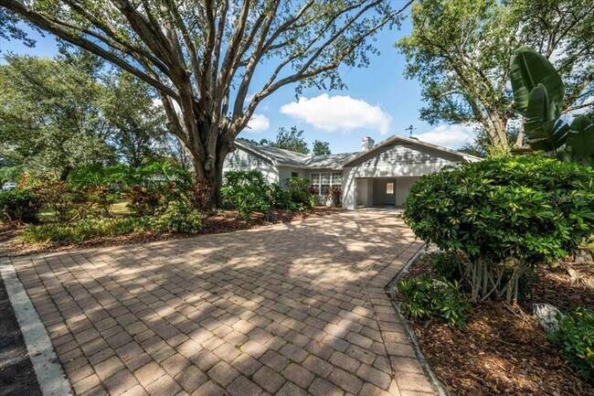 Building Photo - 2328 Woodbine Ave