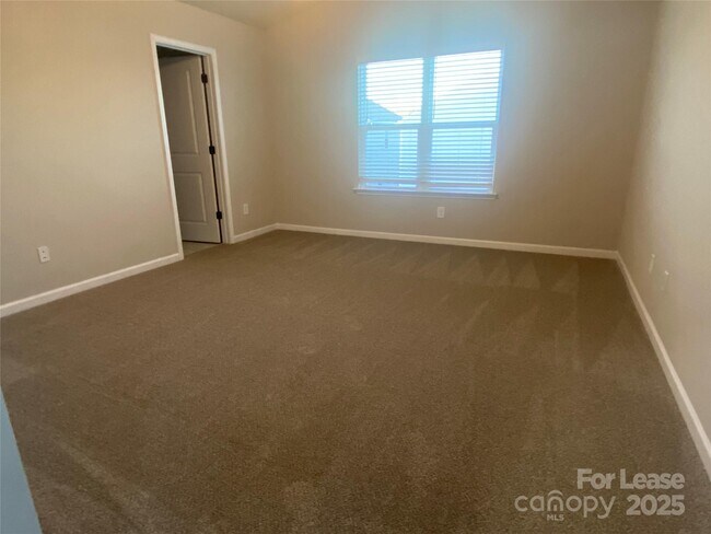 Building Photo - 7117 Stoney Wood Ln