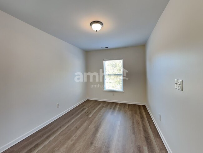 Building Photo - 2101 Trace Creek Dr