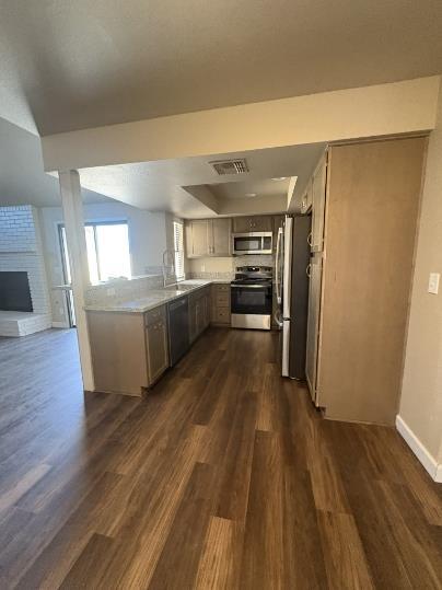 Building Photo - 5095 W Kadota Ave