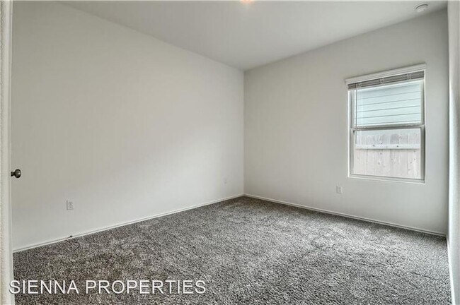 Building Photo - 7213 Tonka Ln