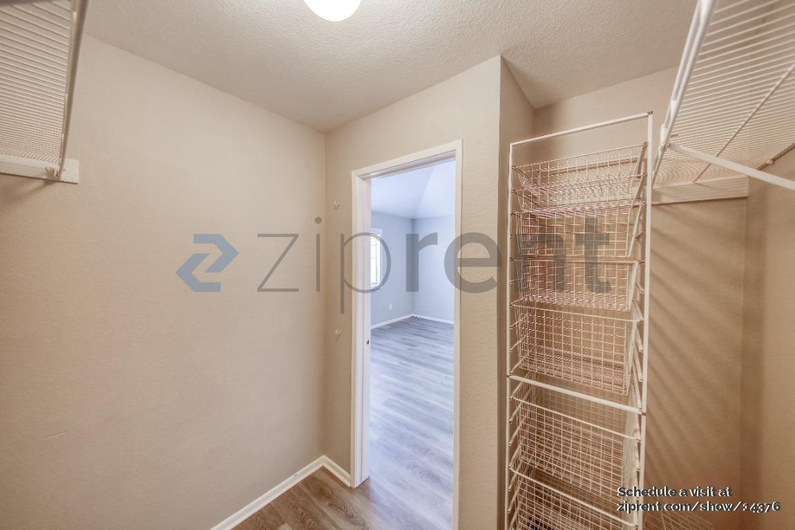 Building Photo - 409 Utica Avenue