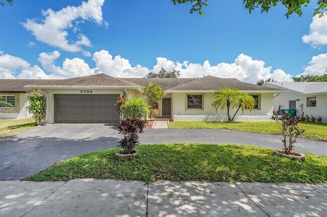 Building Photo - 5700 SW 120th Ave