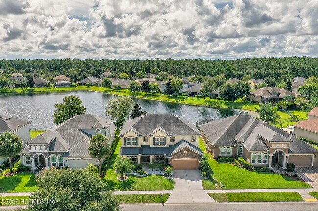 Building Photo - 127 Rockcreek Dr
