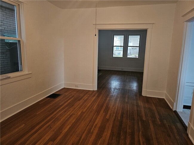 Building Photo - 1301 Broadway Ave