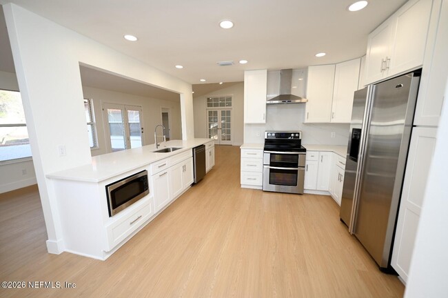 Building Photo - 4632 Corrientes Cir N