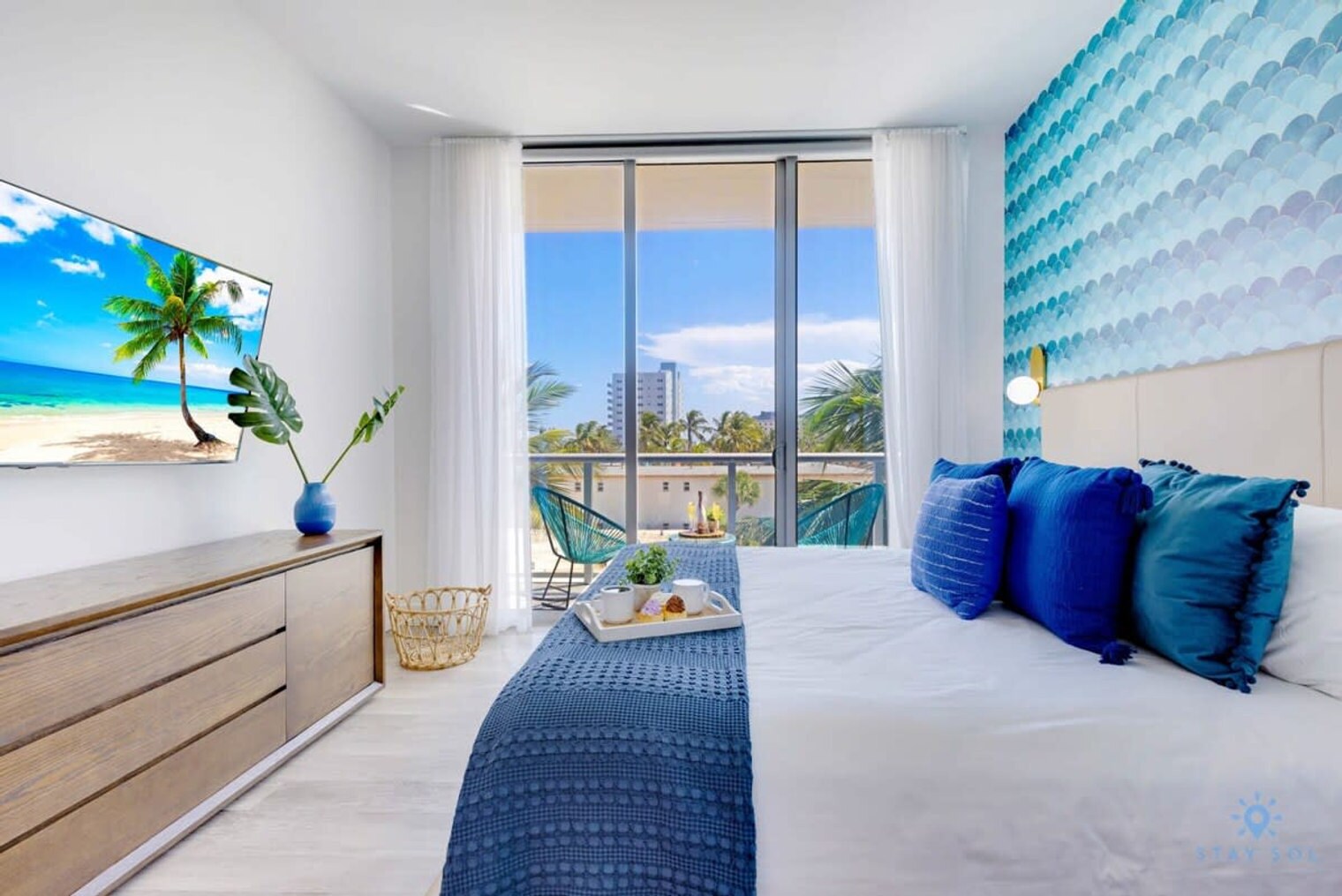 Building Photo - 777 N Ocean Dr