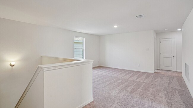 Building Photo - 6088 Mojave Dr