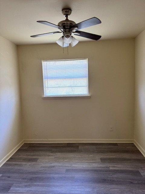 Building Photo - 321 Glynn Ln