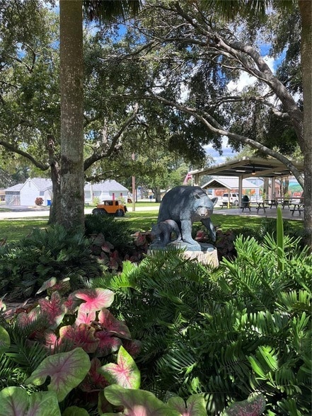 Building Photo - 3065 Lake June Blvd