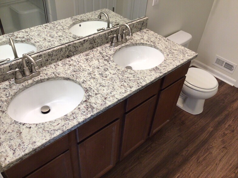 Building Photo - 59 Kameron Dr