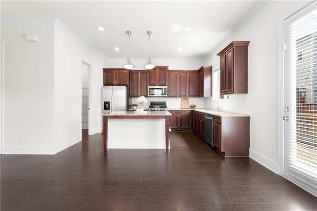 Building Photo - 596 Alexander Hills