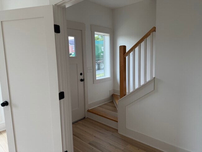 Building Photo - 408 Old Hickory Blvd