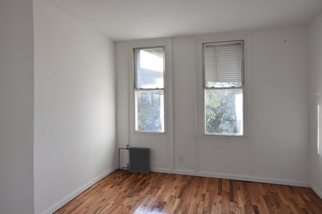 Building Photo - 1621 Hancock St