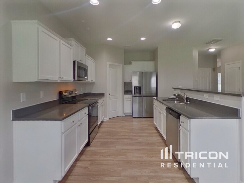 Building Photo - 1112 Ametrine Ln