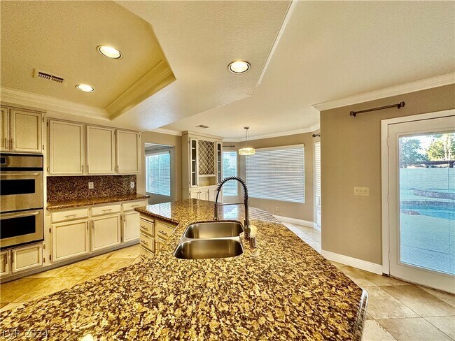 Building Photo - 1486 Powder Horn Dr