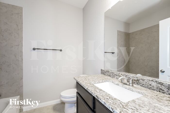Building Photo - 21218 Opal Oak Dr