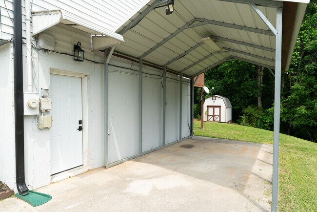 Building Photo - 3312 Kendallmac Ln
