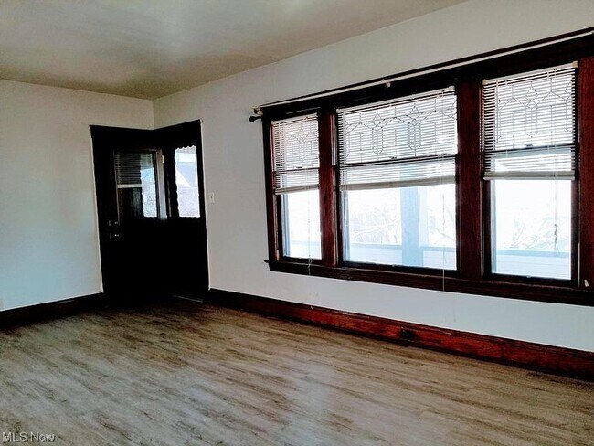 Building Photo - 4249 W 50th St