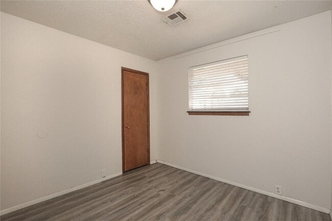 Building Photo - 24 SW 54th St