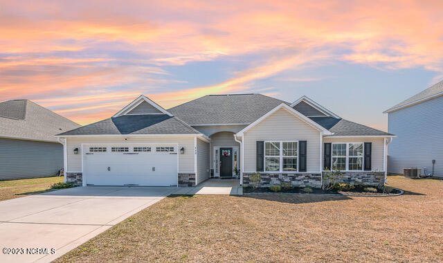 Building Photo - 440 Worsley Wy