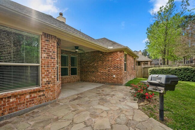 Building Photo - 1054 Forest Haven Ct