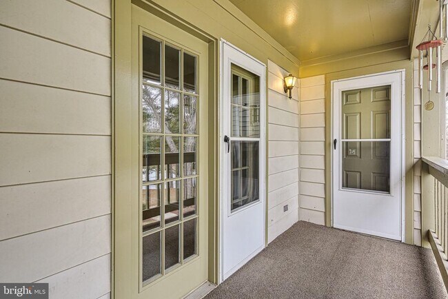 Building Photo - 13027 Shadyside Ln