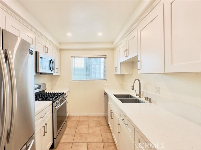 Building Photo - 525 E Verdugo Ave