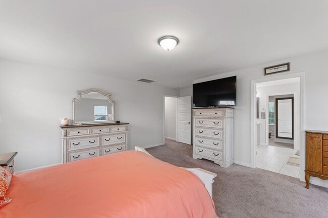 Building Photo - 505 S Oak Crst Dr