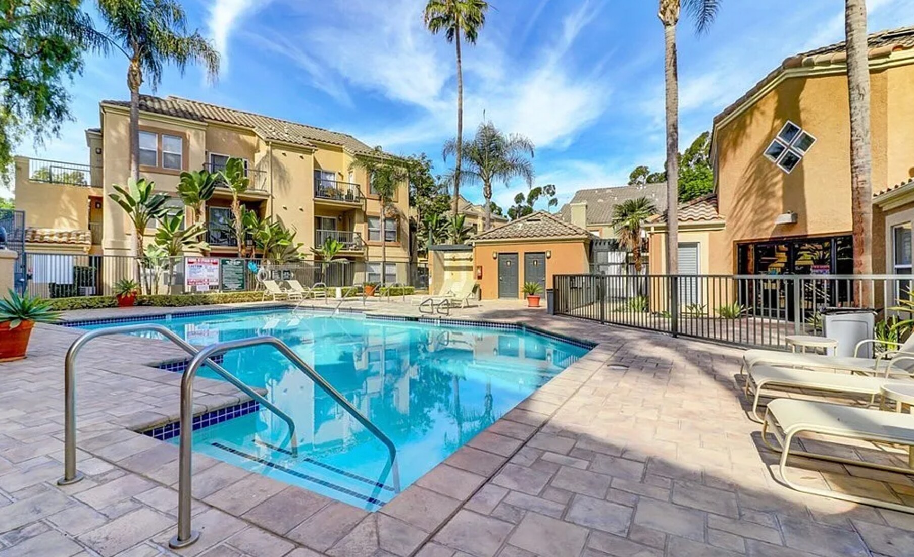 Pool - 3440 Hathaway Ave