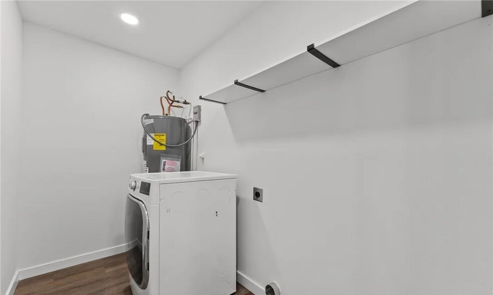 Building Photo - 112 Linda Dr