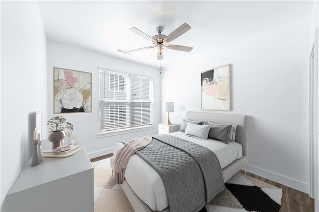Building Photo - The Benton -  200 Ryan Unit Randolph | Woodruff