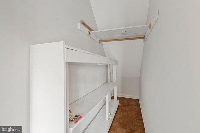 Building Photo - 1248 C St SE