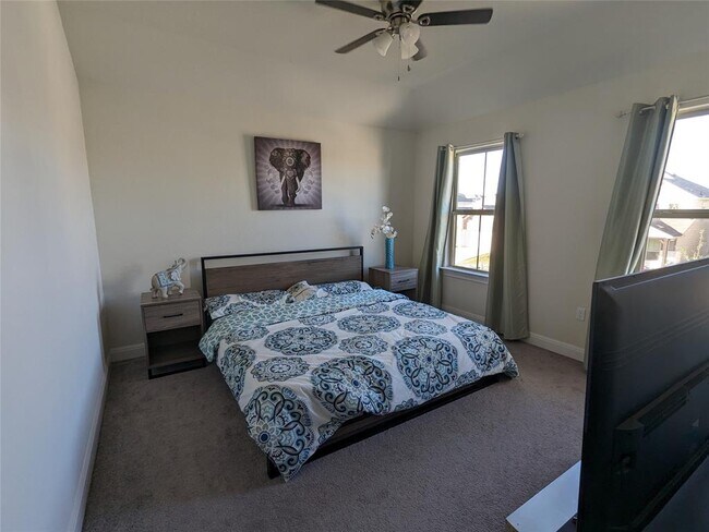 Building Photo - 9905 Quercia Dr