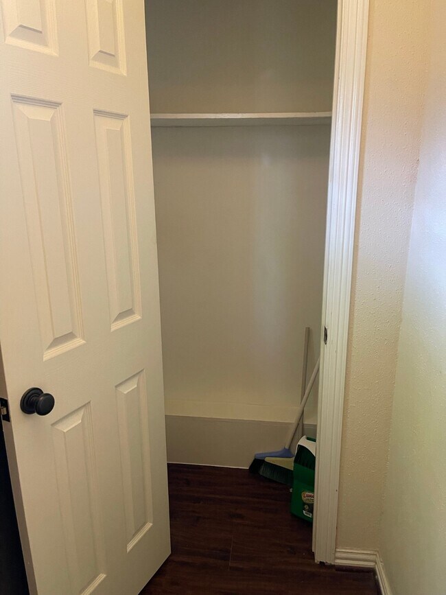 Building Photo - 6452 Olympia Dr