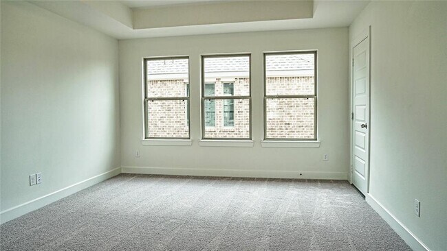 Building Photo - 7102 Grassland Vis Ln
