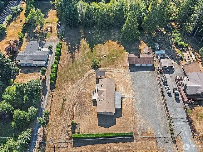 Building Photo - 7071 N Van Decar Rd SE