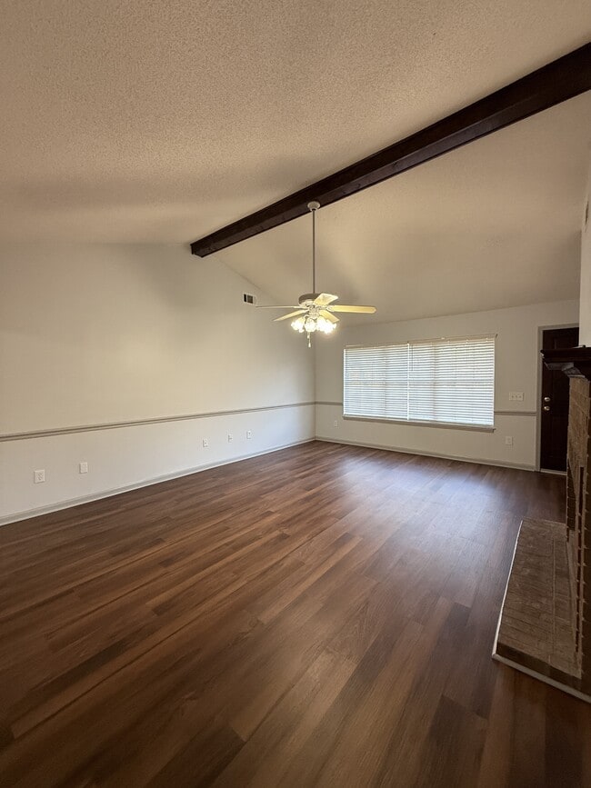 Building Photo - 1008 Old Oatland Island Rd