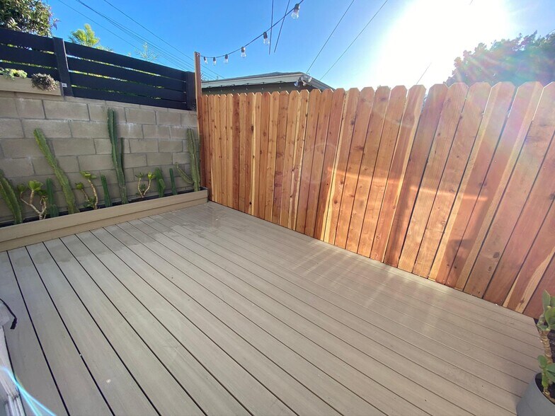 Private sunny patio - 3605 Helms Ave