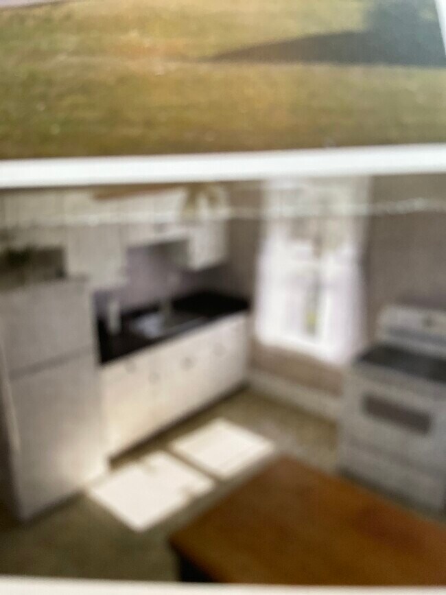 Kitchen - 74 Miller Ln