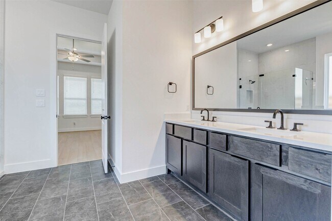 Building Photo - 1322 Village Falls Drive