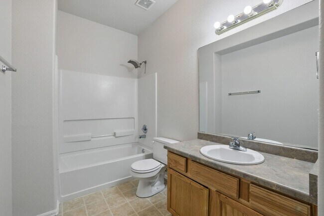 Building Photo - Available Now 3 Bed 3 Bath 2 Car Garage To...