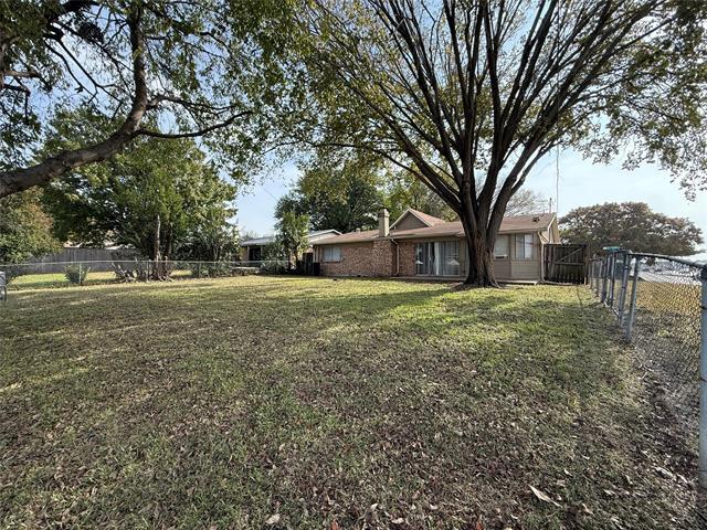 Building Photo - 250 N Bryan Cir