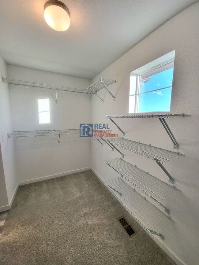Building Photo - 14381 Mosaic Ave