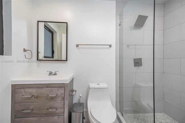 Building Photo - 870 NE 82nd St